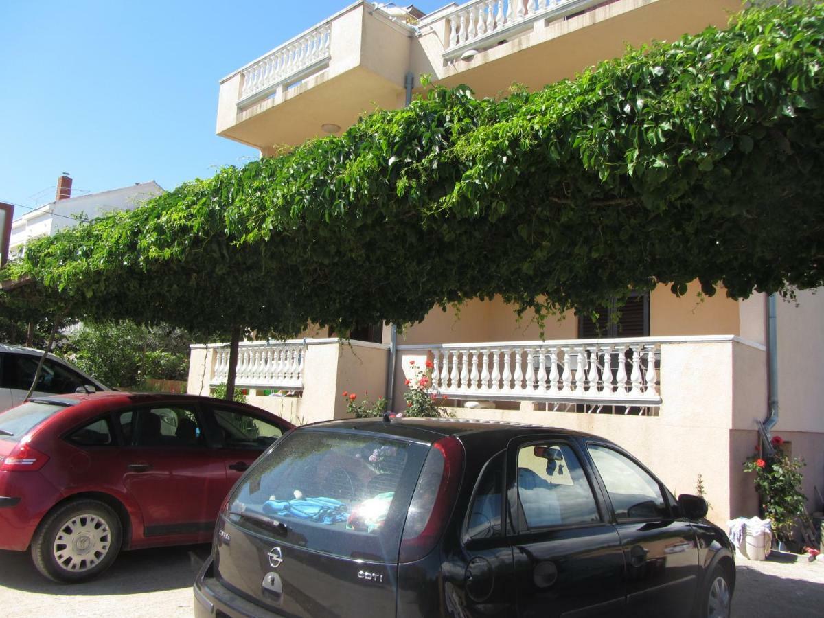 Apartment Plavia Biograd ビオグラード・ナ・モル エクステリア 写真